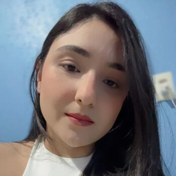 Babysitting job in Hidrolândia (Goiás): Thaty