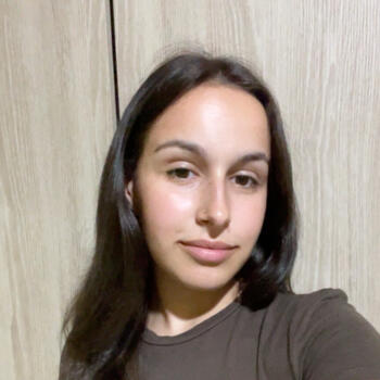Niñera León: Ariadna