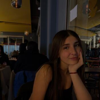 Babysitter in Buenos Aires: Victoria