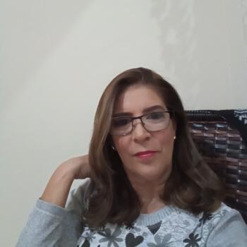 Babysitter in Caraguatatuba: Marlene