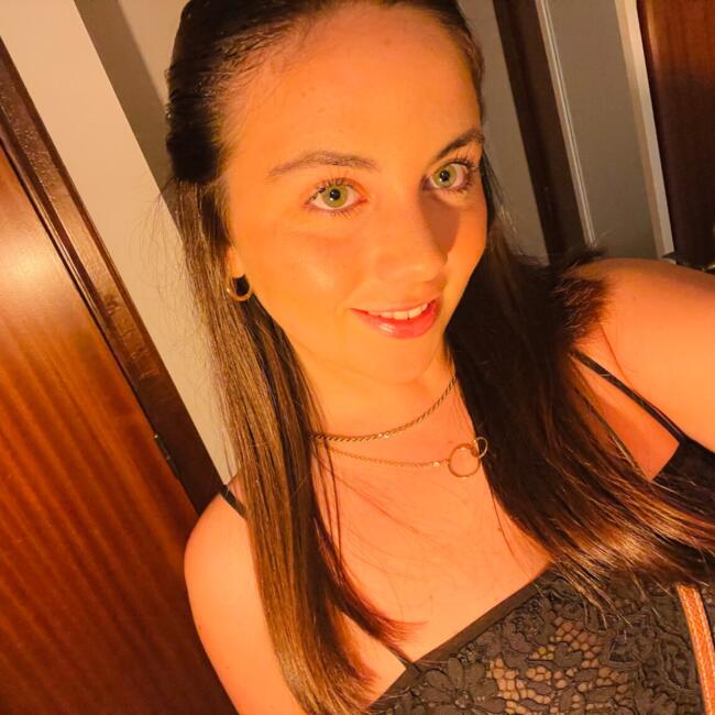 Babysitter em Caniço: Lia Gouveia