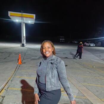 Babysitter in Berea: Aneziwe