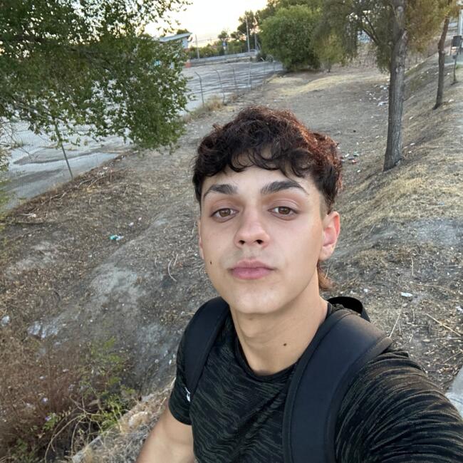 Canguro en Seseña Nuevo: Daniel