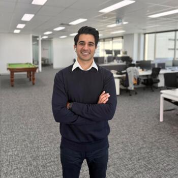 Babysitting job in Sydney: babysitting job Tagtag