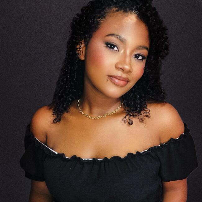 Babysitter in João Pessoa: Ana Luiza dos Santos Pereira