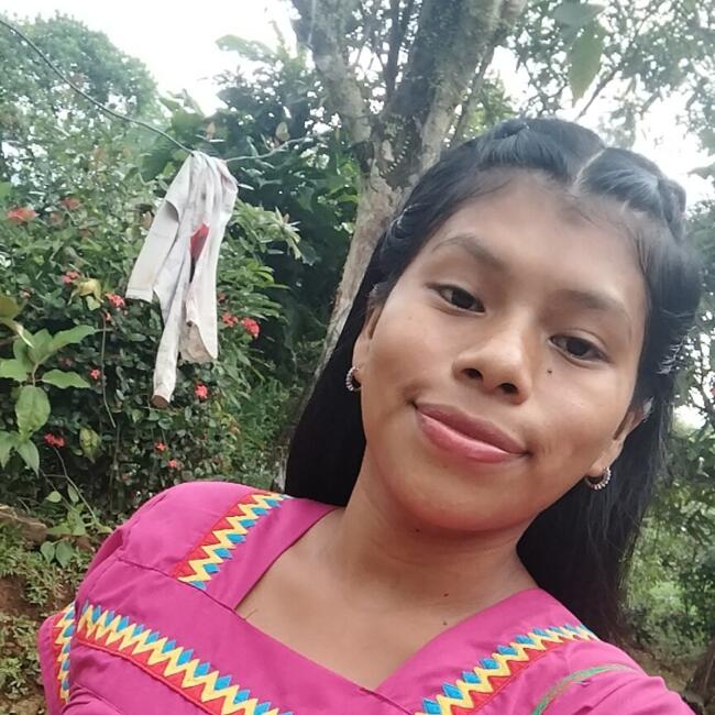 Babysitter in David: Mayela Rodriguez