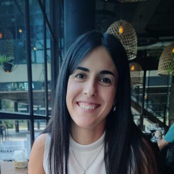 Babysitter in Luzaide: Analuz