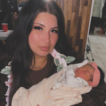 Babysitter South Gate: Erika