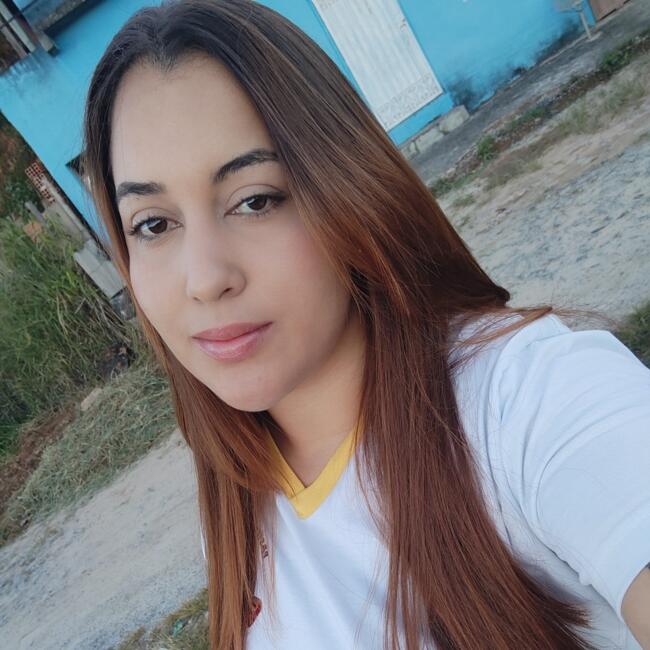Babysitter in Ribeirão das Neves: Rayane de Carvalho
