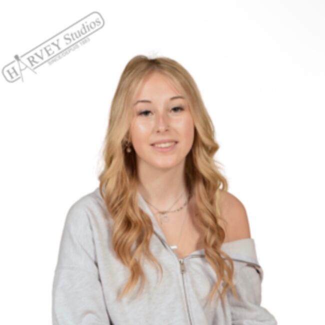 Babysitter in Mazerolle Settlement: Brianne