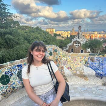 Babysitter in Barcelona: Valentina