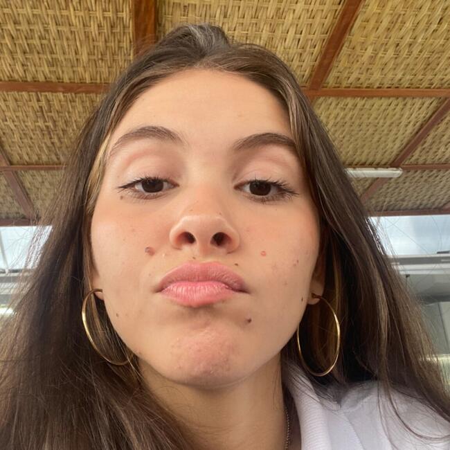 Babysitter in Salvador: Ananda