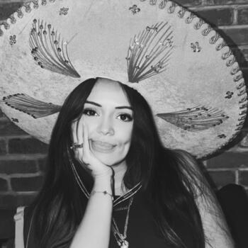 Babysitting job in Valley Stream: babysitting job Kimberly