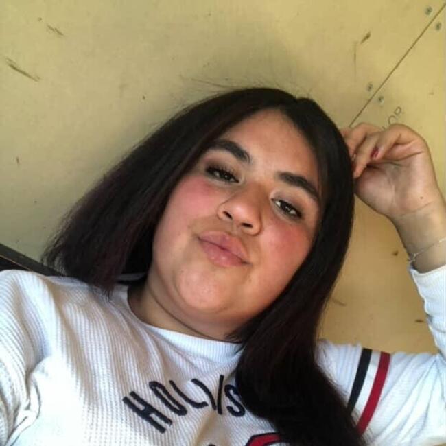 Babysitter in San Antonio: Karina