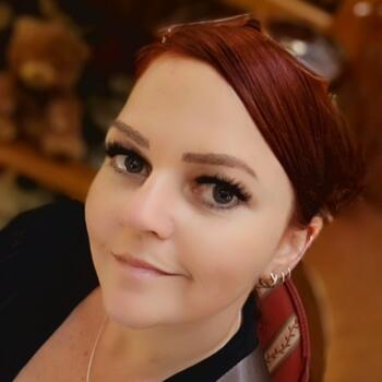 Babysitter in Rockingham: Dianelle