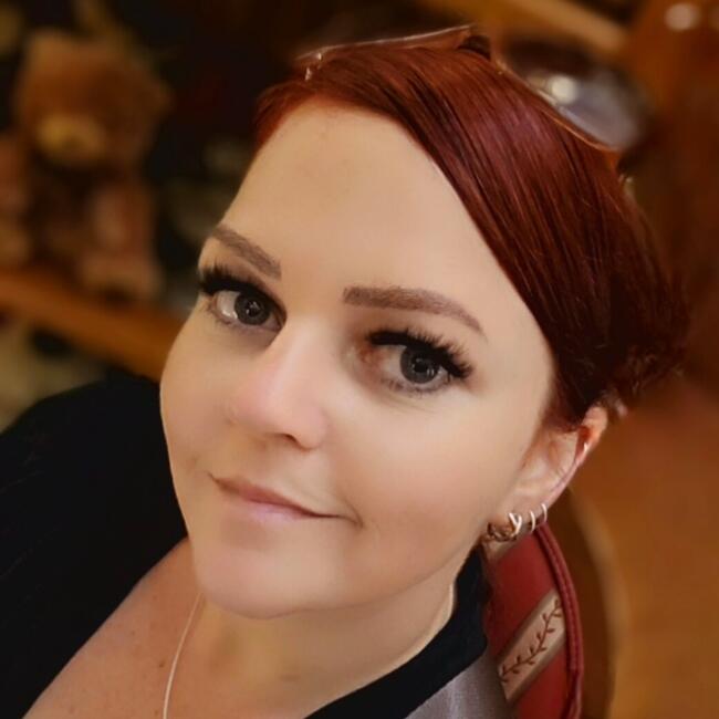 Babysitter in Rockingham: Dianelle