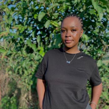 Babysitter East London: Nomkhosi