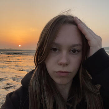 Babysitter Viarmes: Orleane