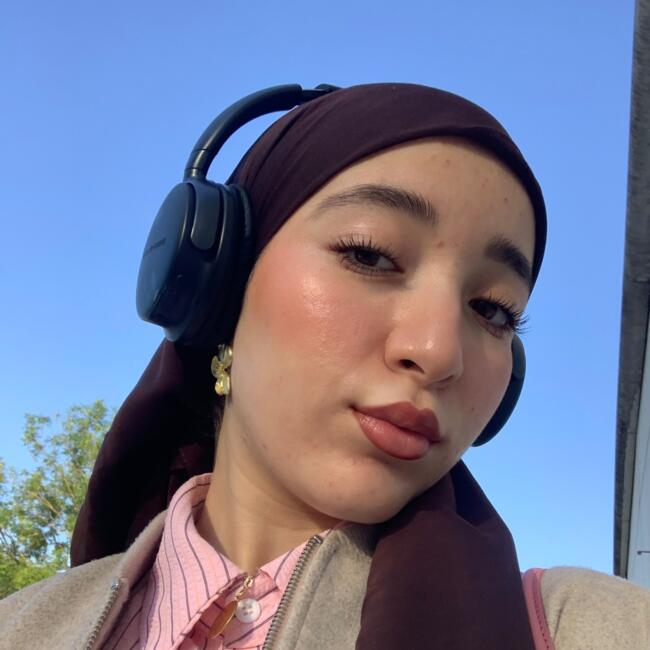 Babysitter in Paris: Imane