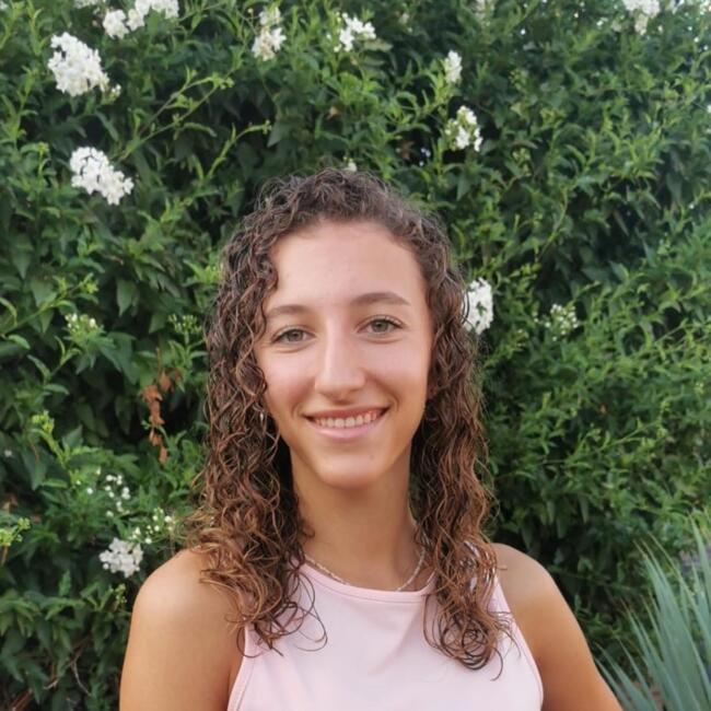 Babysitter in Candillargues: Elsa