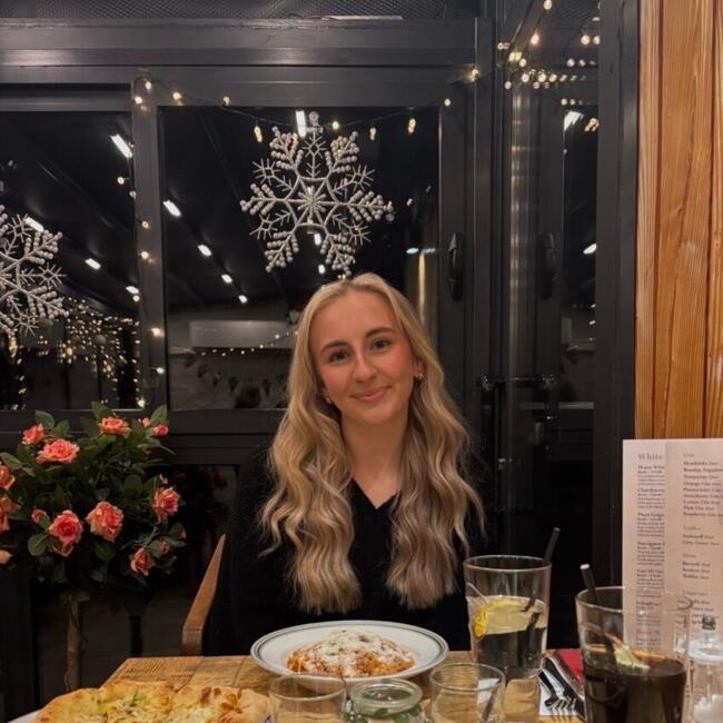 Babysitter in Swansea: Kitty