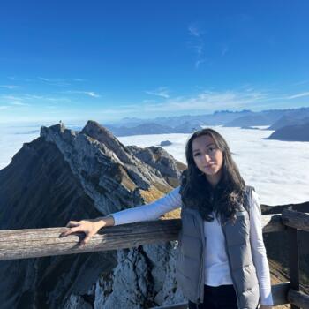 Babysitter in Bertrange: Teodora