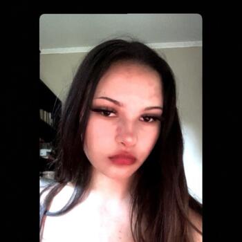 Babysitter Pécel: Rebeka