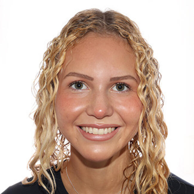 Niñera en Muchamiel: Kamille