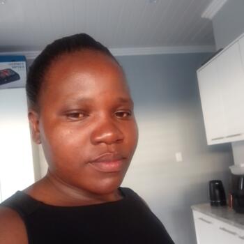 Babysitter in Cape Town: Yemurayi