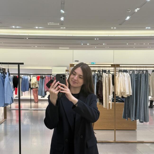 Babysitter in Copenhagen: Valeriia