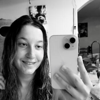 Babysitter in Vars (Bourgogne-Franche-Comté): Manon