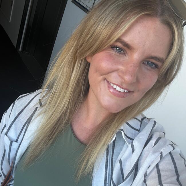 Babysitter in Sydney: Cara