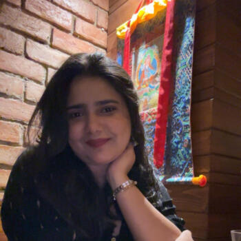 नई दिल्ली में बेबीसिटर: Avantika