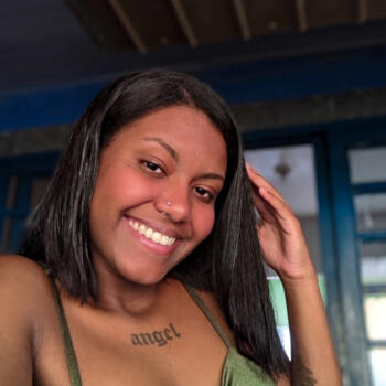 Babysitter in Quatis: Stefani