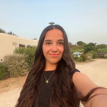 Canguro en Sevilla: Miriam