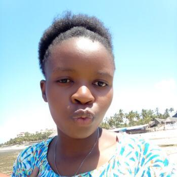 Babysitter in Nairobi: Toro