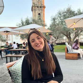 Babysitter in Matosinhos Municipality: Maria