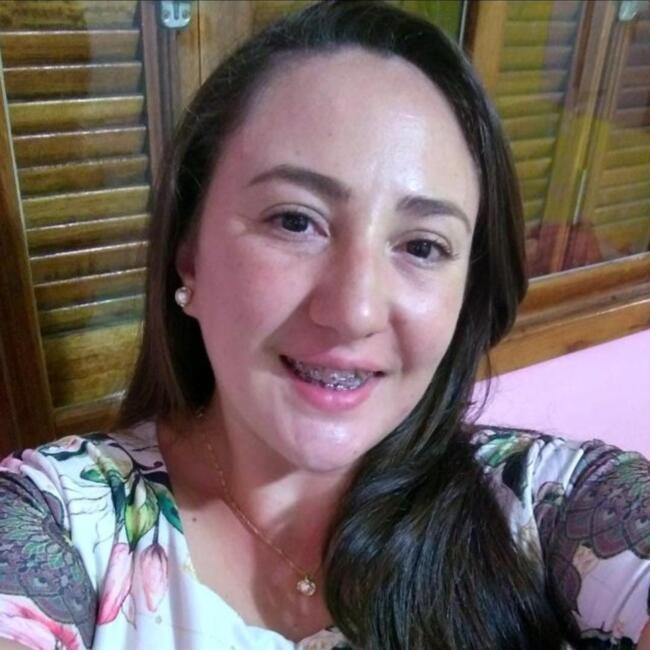 Babysitter in Novo Hamburgo: Cintia