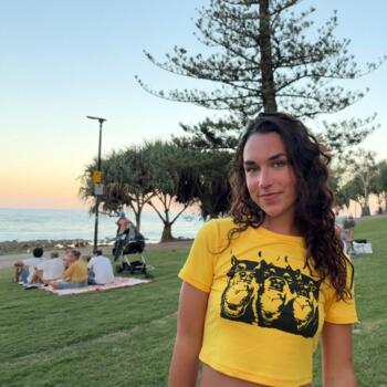 Babysitter in Gold Coast: Clara