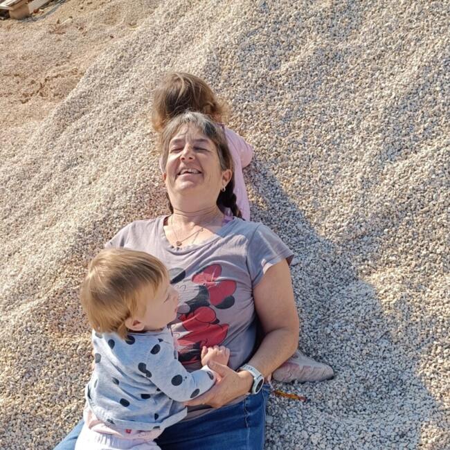 Babysitter in Avtalyon: ענתי