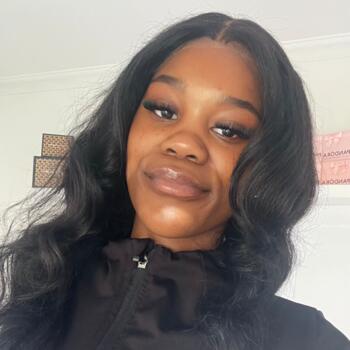 Babysitter Perth: Ayanda
