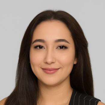 جليسة أطفال في أكادير: Majda