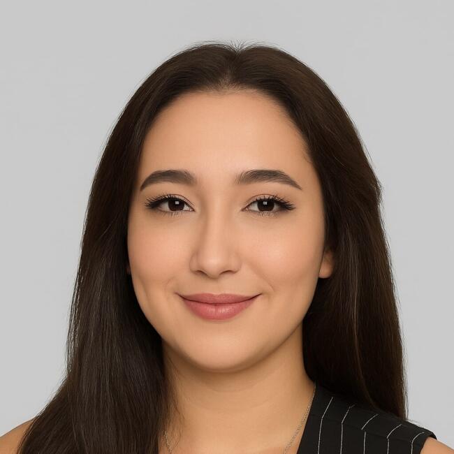 Babysitter in Agadir: Majda