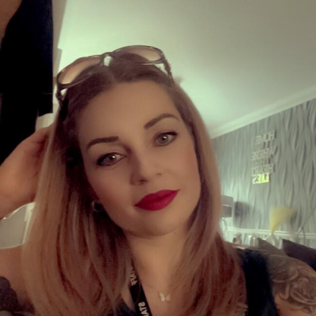 Babysitter in Reading: Jade