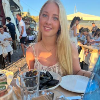 Babysitter i Kolind: Sofie