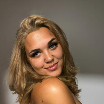 Babysitter in Croydon: Jenny