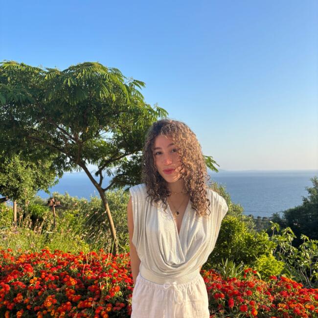 Babysitter in Lyon: Clara