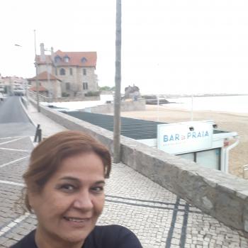 Babysitter Cascais: Eliza Corina