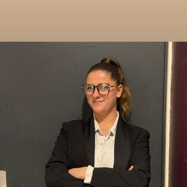 Babysitter in Nanterre: Amelie