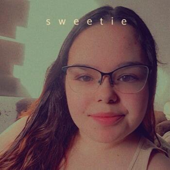 Babysitter in Nouzonville: Clara